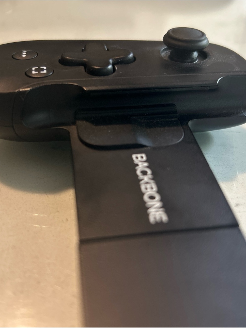 Backbone One Gaming Device - Picture 4 of 8